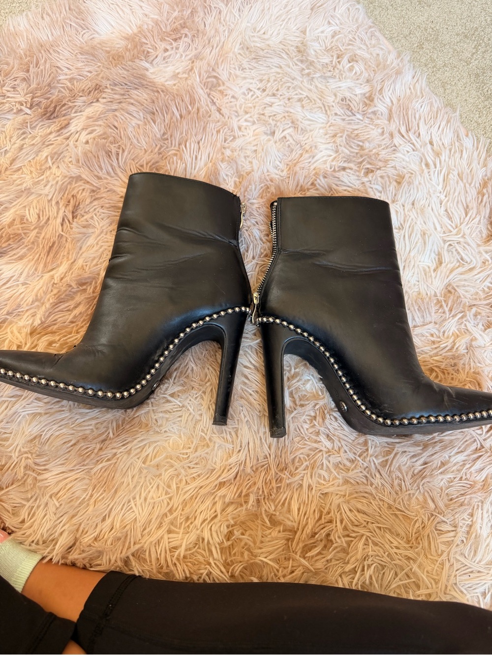 White Fox Black Studded Pointed Toe Stiletto Ankle Boots Size 7